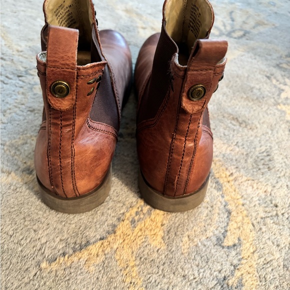 Women’s Olukai boots - Picture 2 of 6